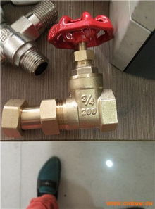 带伸缩节黄铜闸阀的结构优势与应用解析