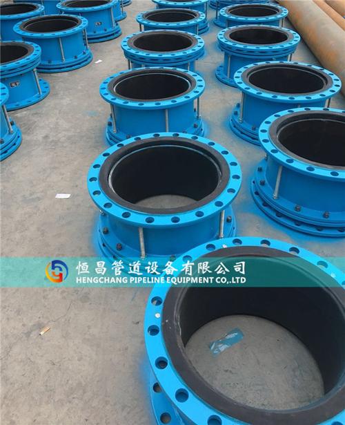 SSQ型铸铁伸缩器与钢制限位伸缩节的深度辨析